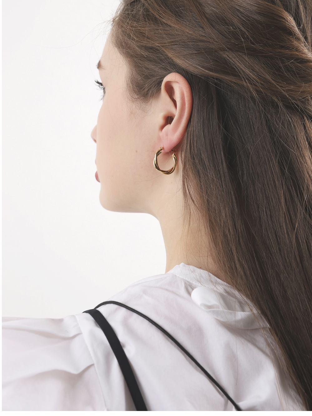 Ozel ES054E Premium Craftsmanship - Silver925 Twisted Line Hoop Earrings ES054E