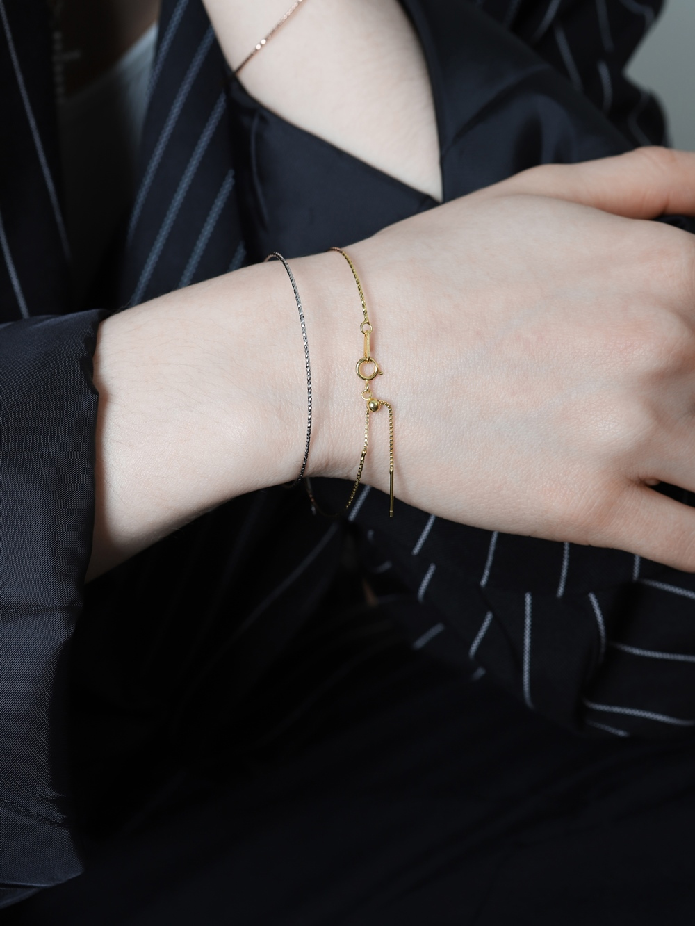 Silver925 Cutting Chain Moving Bracelet ES216B ES216B Styling Look - Global B2B Wholesale Accessory