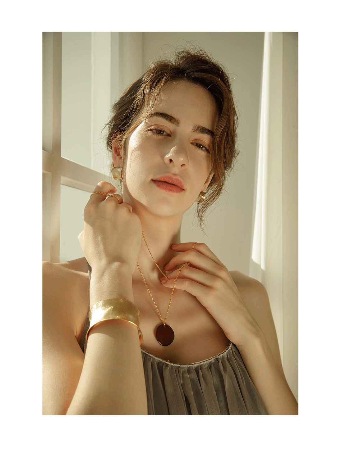 Shadow Necklace PB012N PB012N Styling Look - Global B2B Wholesale Accessory