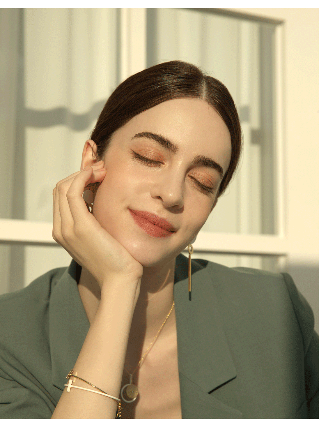 Minimalist Brass Jewelry PB015B - Favorite among K-Drama Actresses