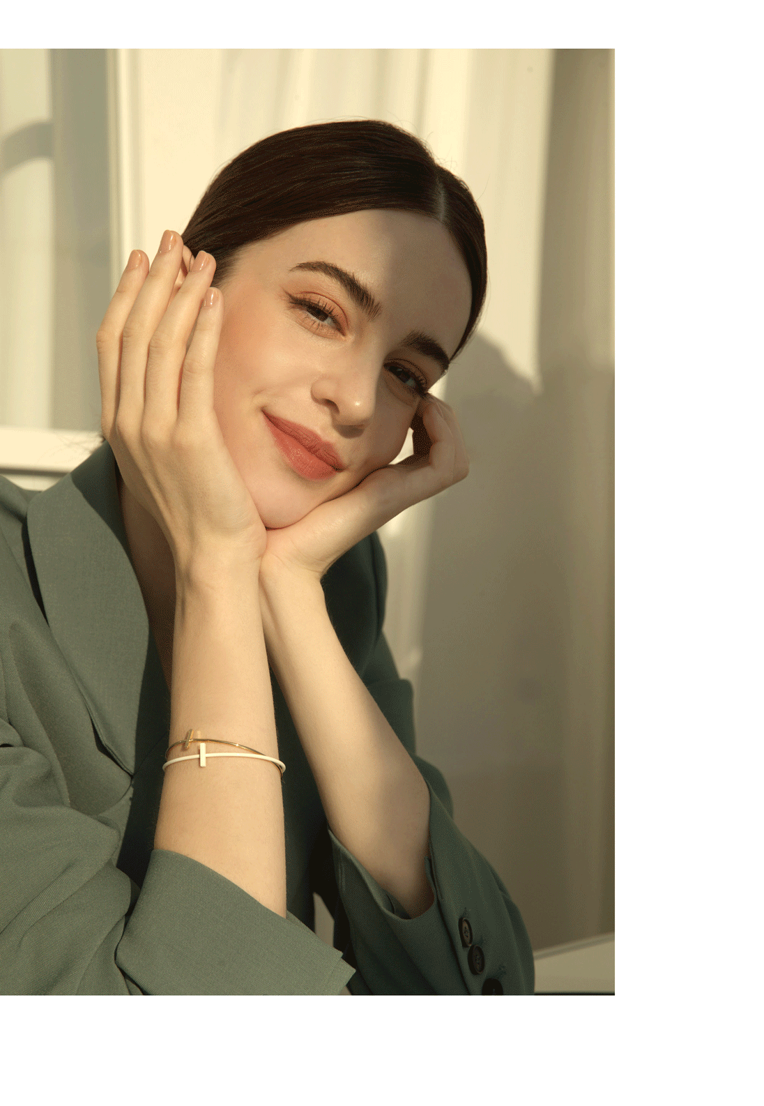 Ozel PB015B Premium Craftsmanship - Bar Bracelet PB015B