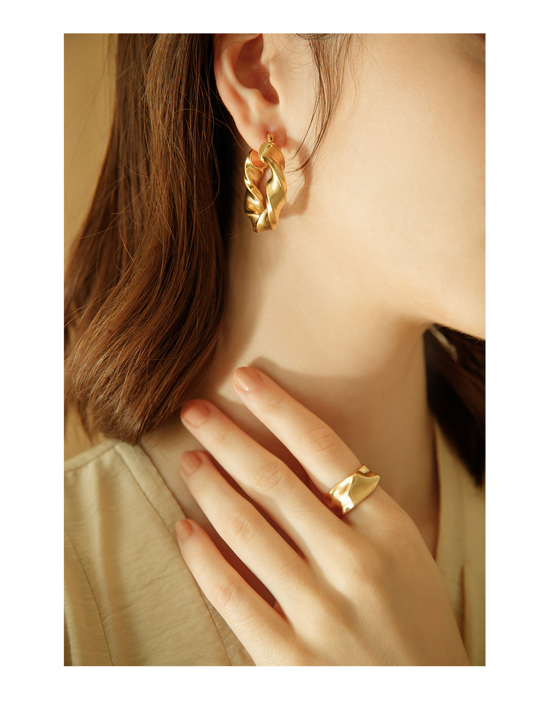 Minimalist Brass Jewelry PB033R - Favorite among K-Drama Actresses