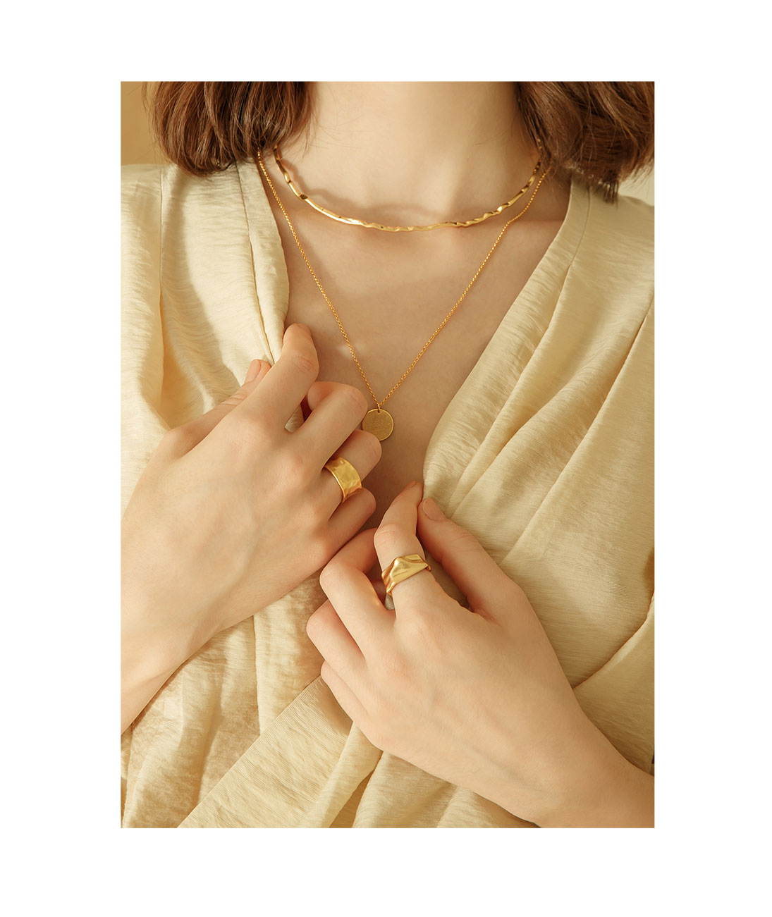 [Celeb Pick] Guzel Ring PB034R PB034R Styling Look - Global B2B Wholesale Accessory