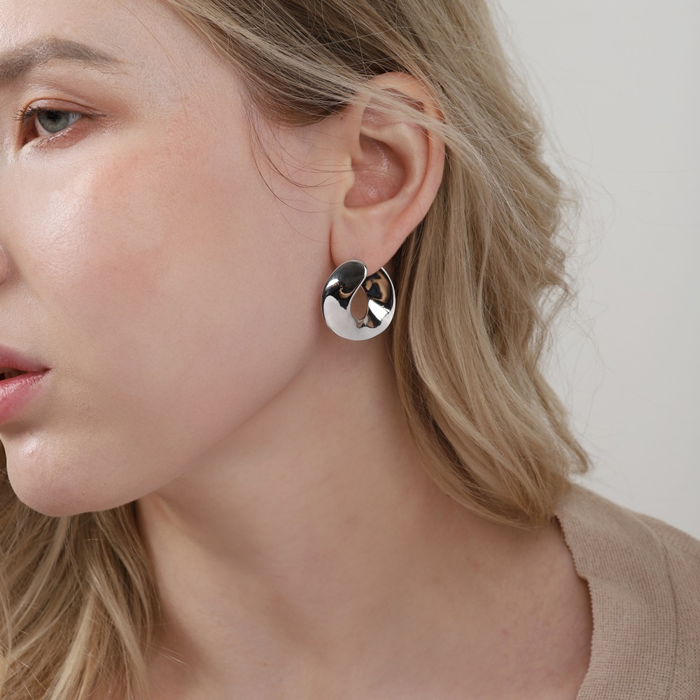 Ozel PB102E Premium Craftsmanship - [Celeb Pick] Wave Metal Band Earrings PB102E