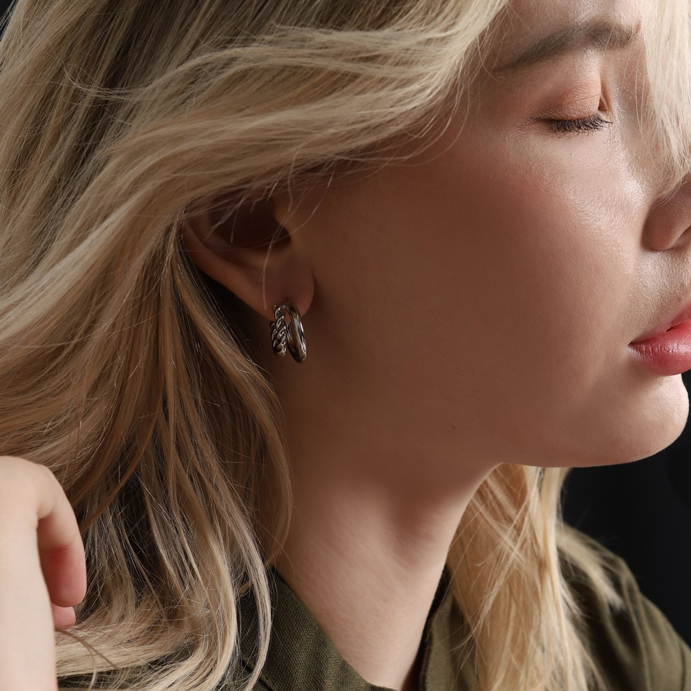 Minimalist Brass Jewelry PB107E - Favorite among K-Drama Actresses