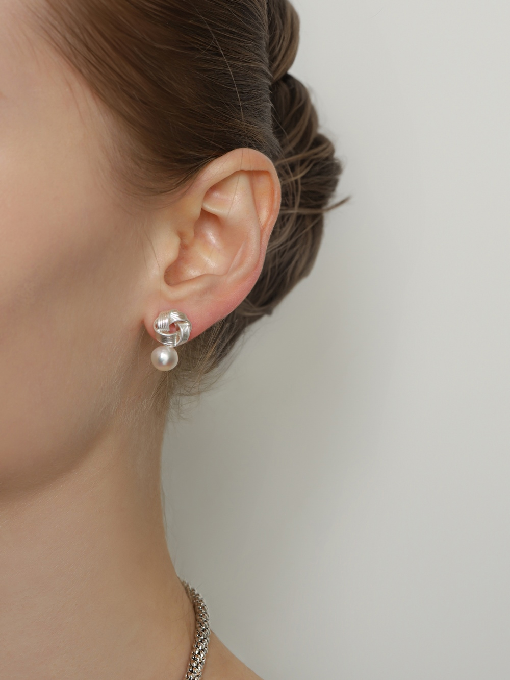 Minimalist Fresh Water Pearl Jewelry PB127E - Favorite among K-Drama Actresses