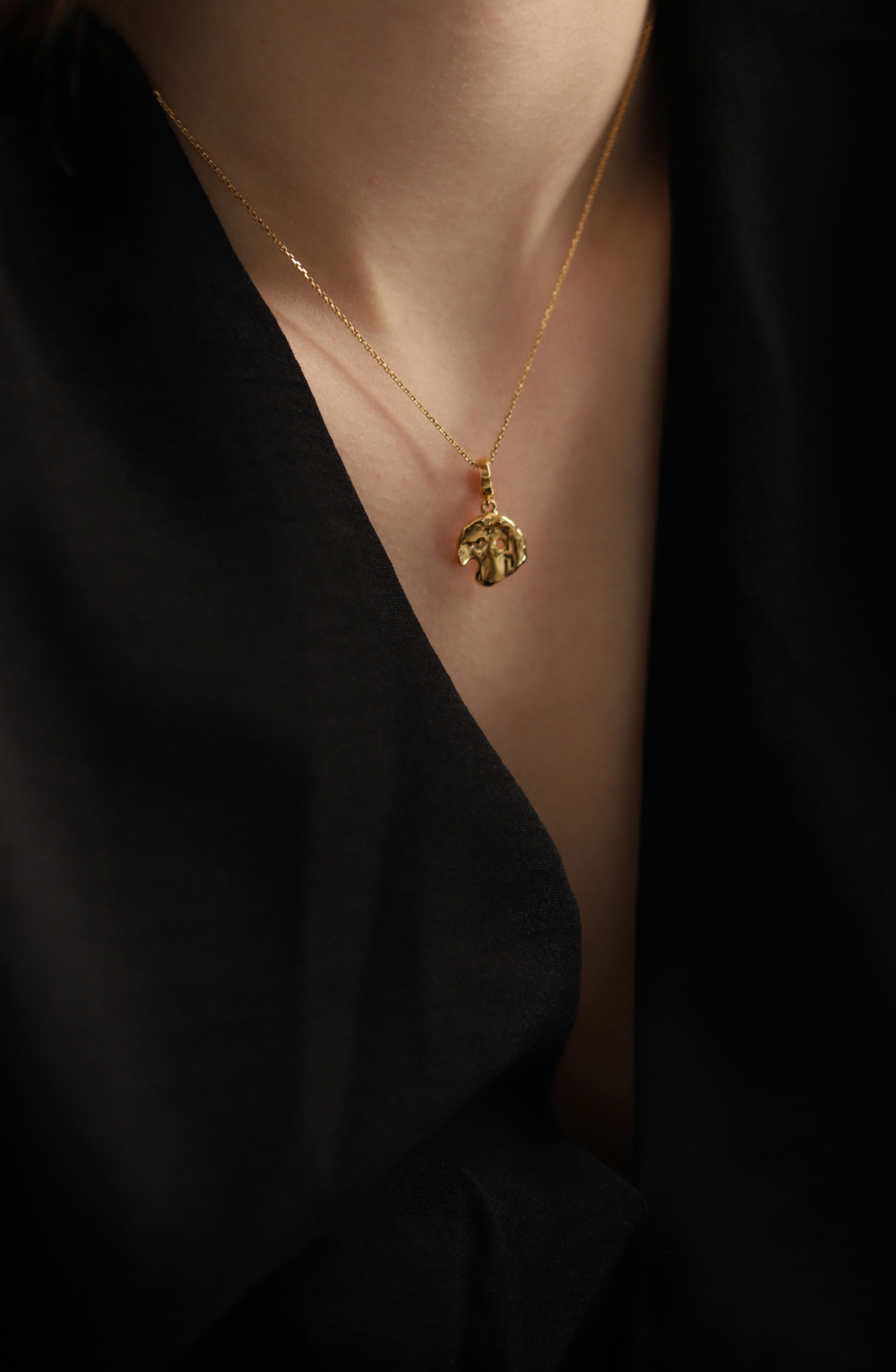 PS068P Detailed View - Worn by K-Pop Idols - Ozel Silver925 Collection