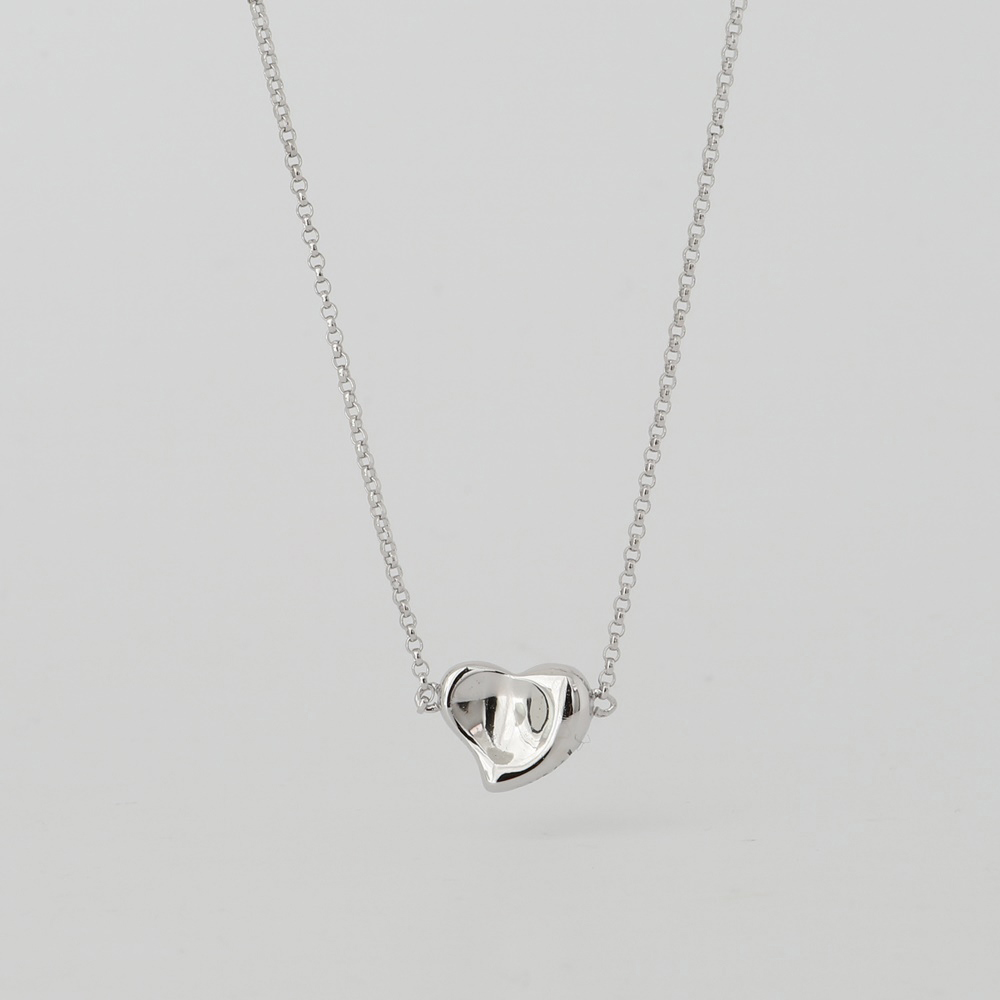 [Celeb Pick] Silver925 Lovely Heart Pendant Necklace PS137N PS137N Styling Look - Global B2B Wholesale Accessory