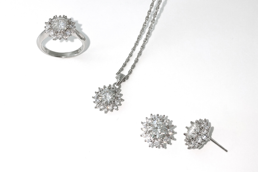 Minimalist Silver925, Moissanite Jewelry PS150E - Favorite among K-Drama Actresses