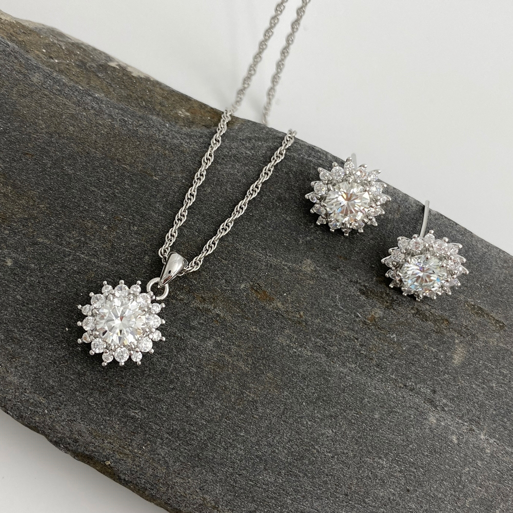 Silver925 Moissanite 1ct Halo Setting Necklace PS150N PS150N Styling Look - Global B2B Wholesale Accessory