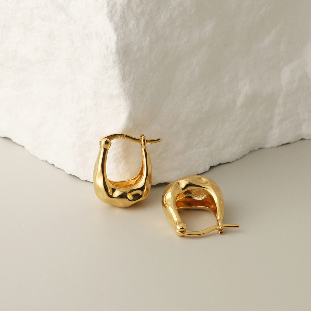 [Celeb Pick] Silver925 Handmade Hammered Hinge Earrings ES048E Detail Cut