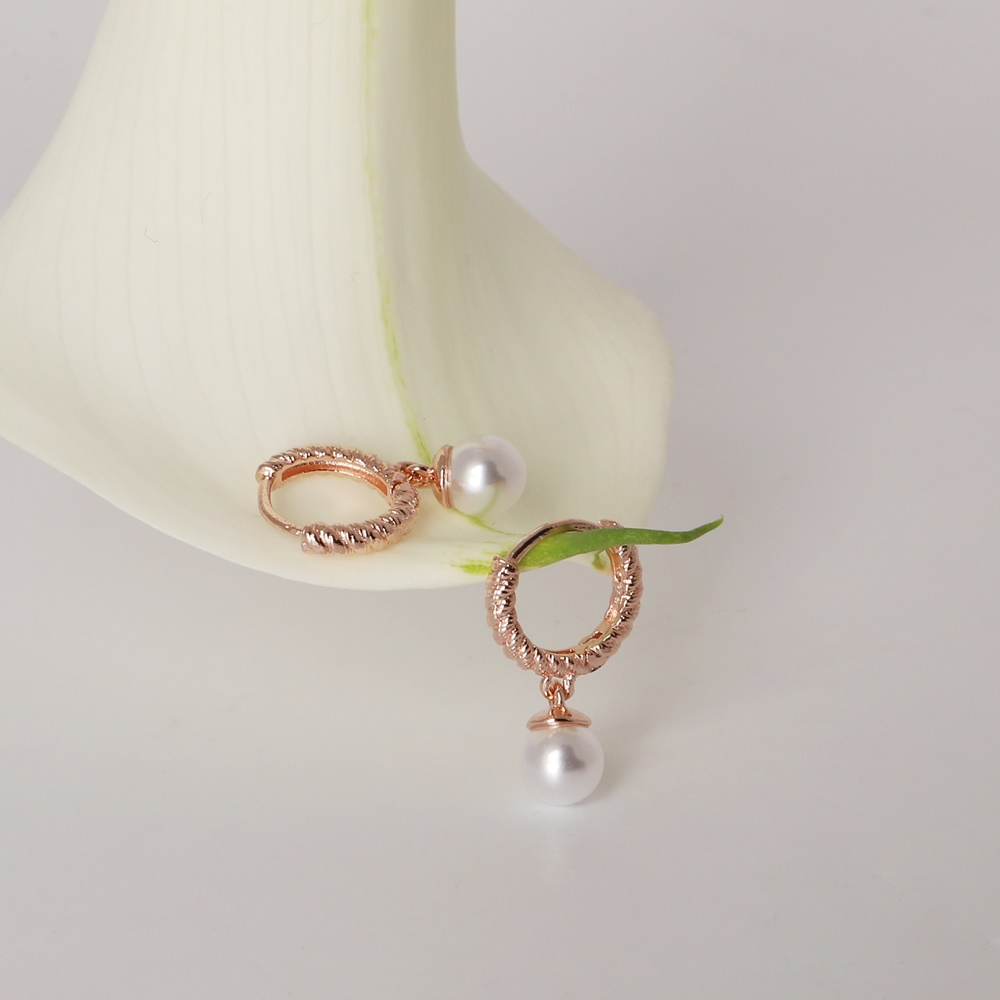 Silver925 Mini Drop Pearl Rosegold Twist Huggie Earrings ES090E Detail Cut
