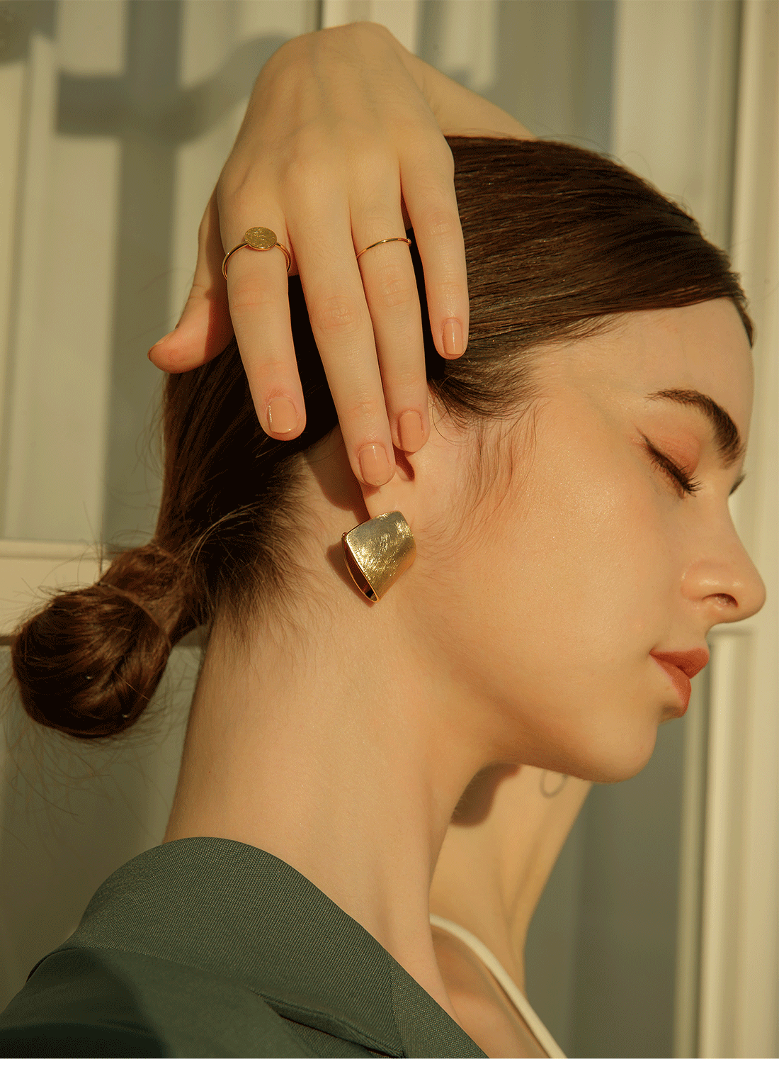 OZEL [Celeb Pick] Mono Earrings PB022E Main Photography