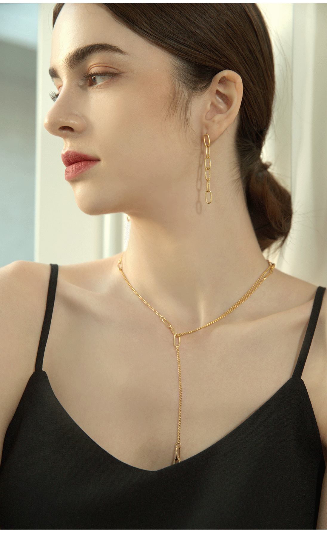[Celeb Pick] Solar Earrings PB039E Detail Cut
