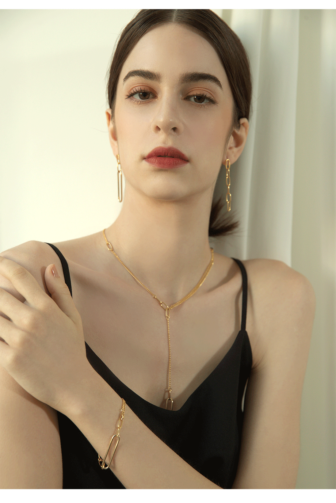 Solar Necklace PB039N Detail Cut