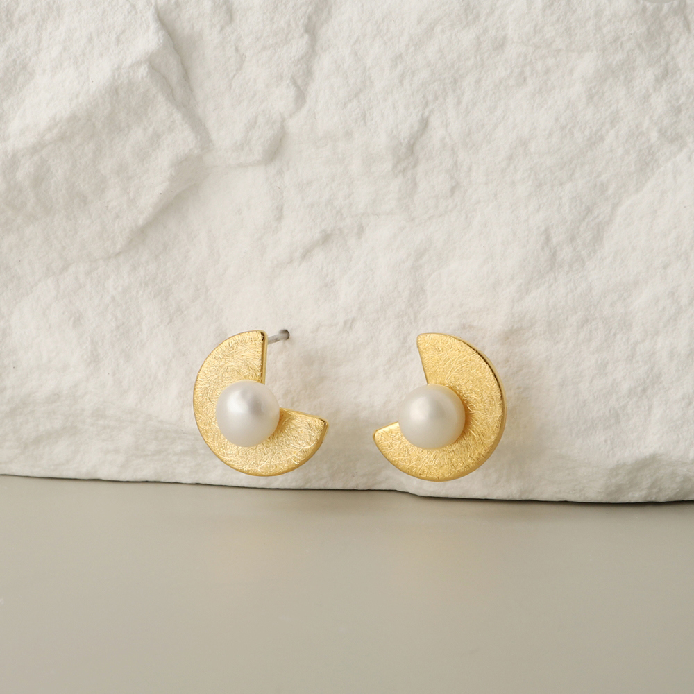 Fresh Water Pearl Freecurve Matt Texture Coin Objet Earrings PB069E Detail Cut