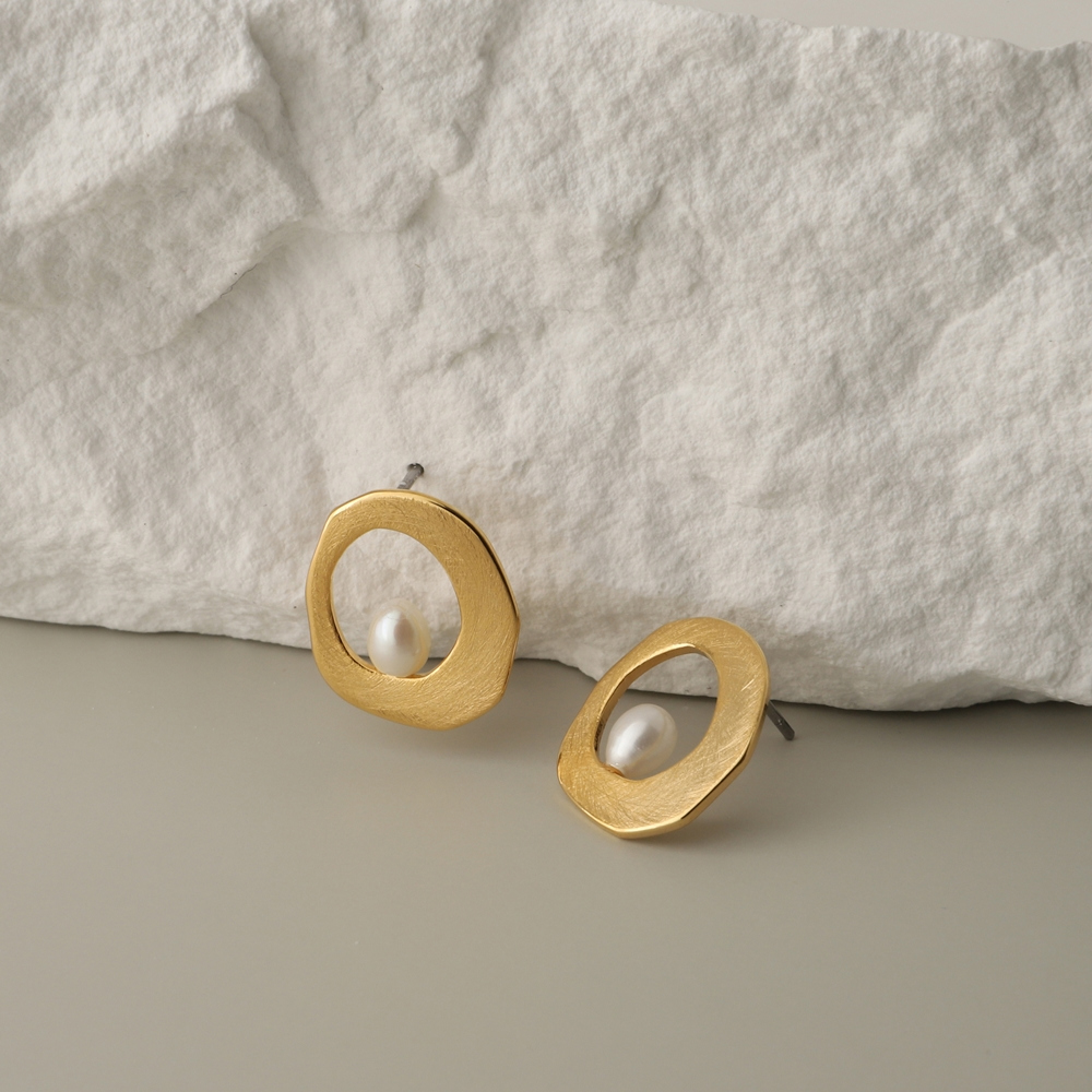 Fresh Water Pearl Freecurve Matt Texture Coin Objet Earrings PB070E Detail Cut