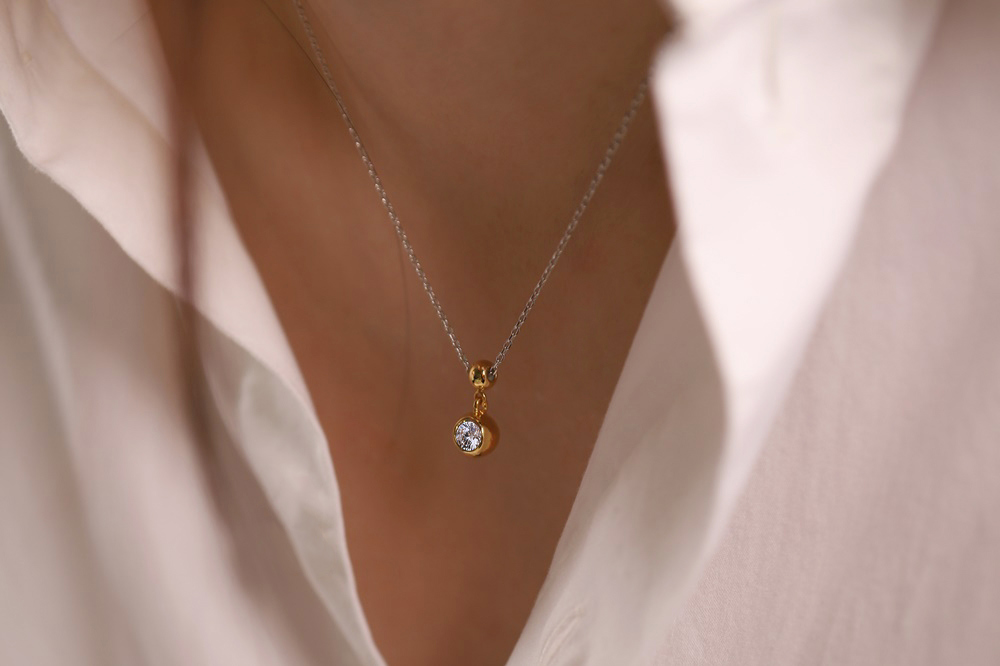 Glossy Ball Cubic Zirconia Drop Necklace PB112-1N Detail Cut