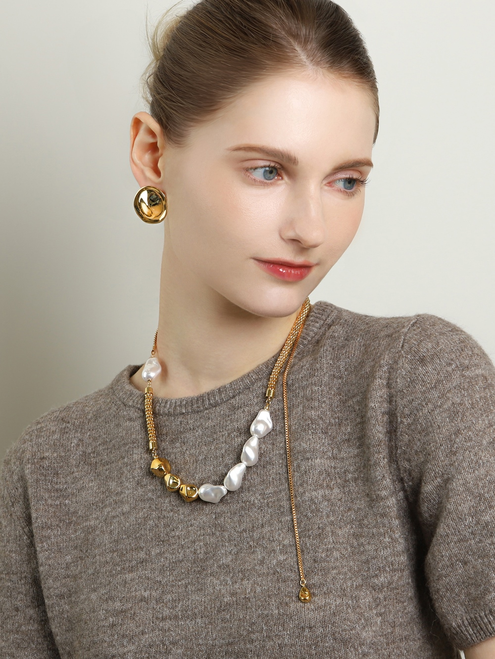 OZEL Baroque Pearl Chain Moving Necklace PB132N Main Photography