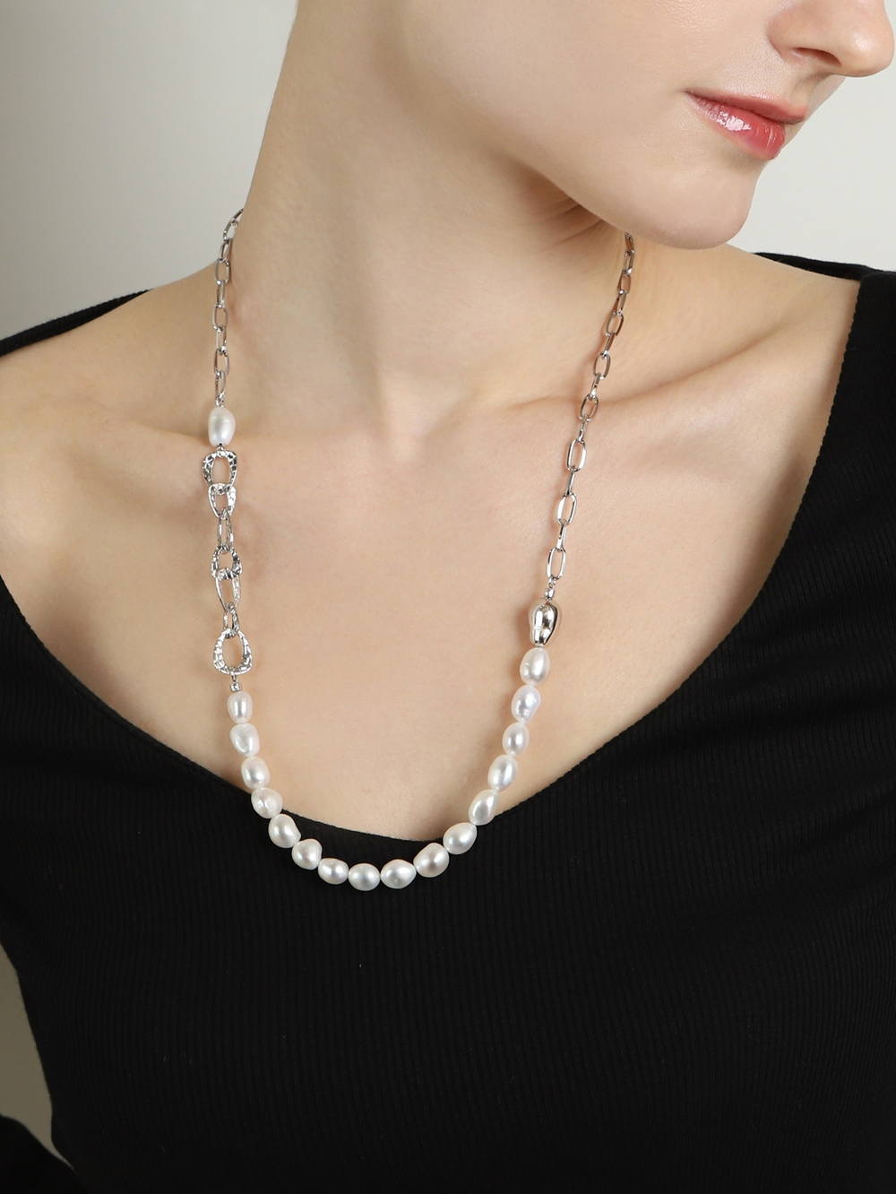 Baroque Pearl Gathering Chain Long Necklace PB133N Detail Cut