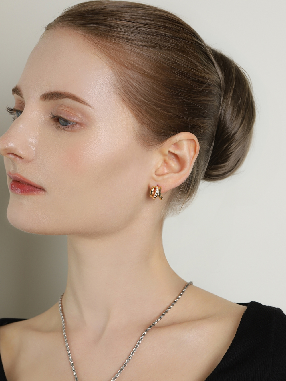 OZEL Wave CZ Hoop Earrings PB135E Main Photography