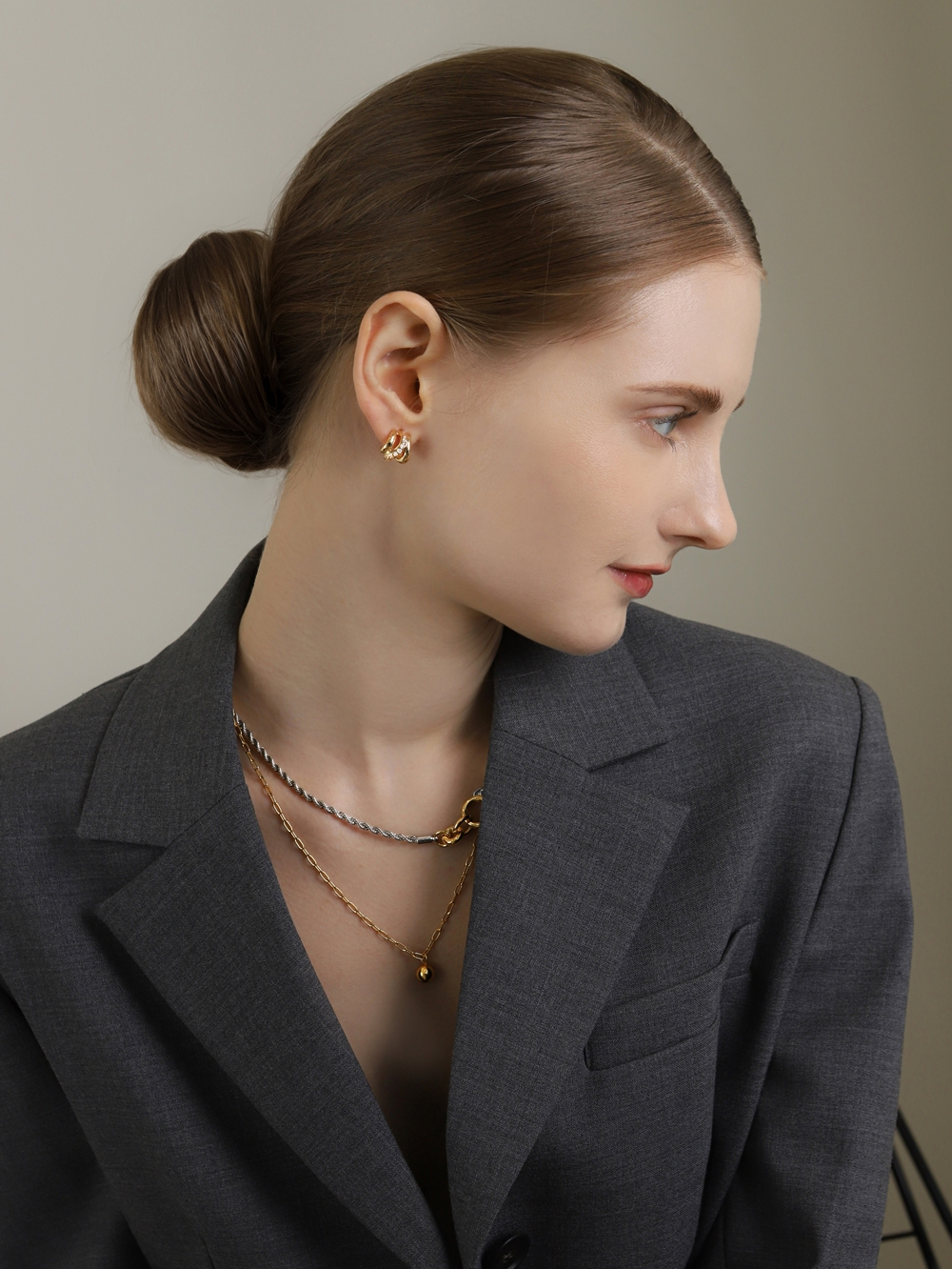 Wave CZ Hoop Earrings PB135E Detail Cut