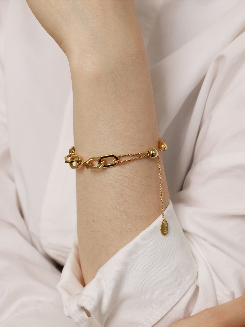 Cubic Pavé Waterdrop Pearl Bracelet PB144B Detail Cut