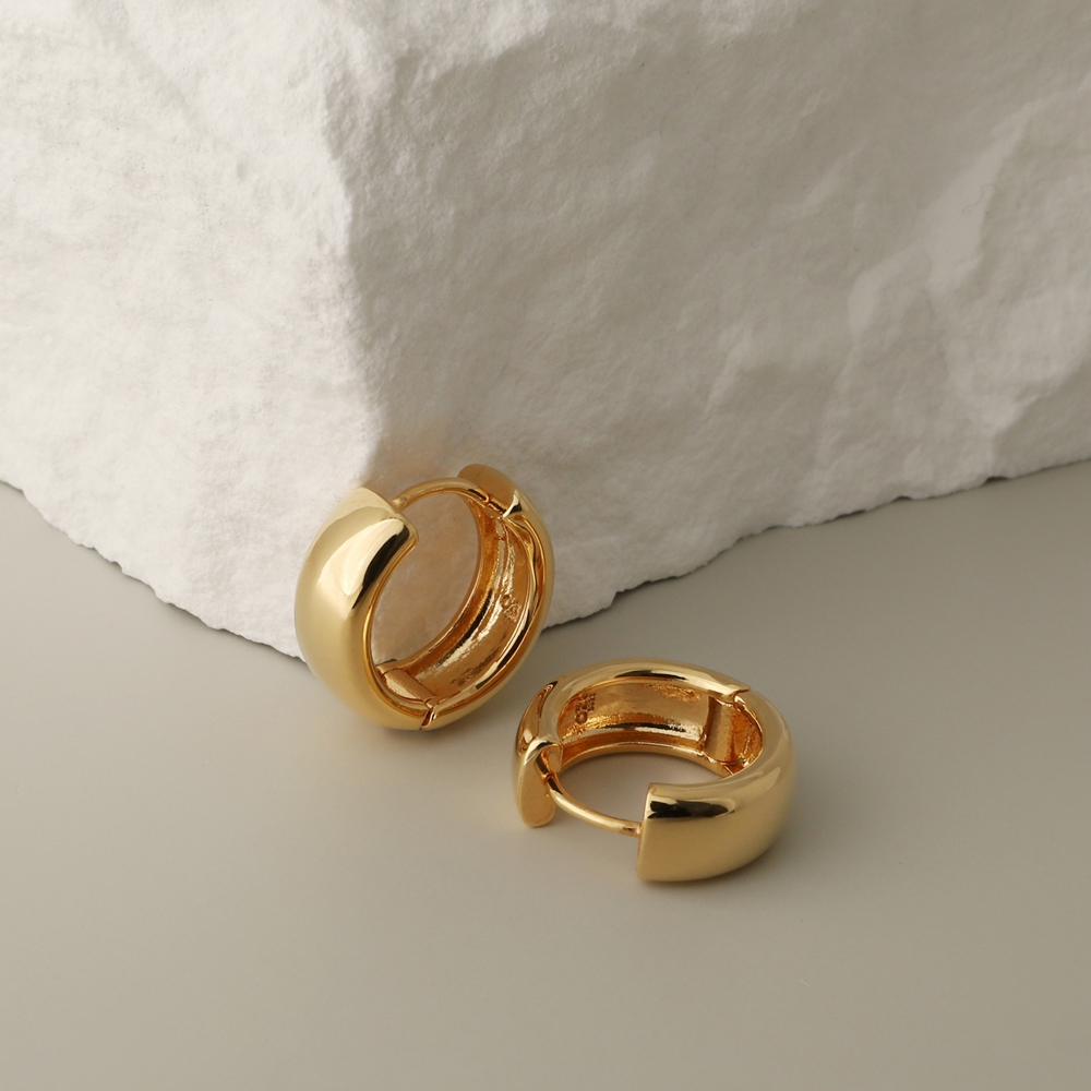 [Celeb Pick] Silver925 Glossy Bold Ring Huggy Earrings PS097E Detail Cut