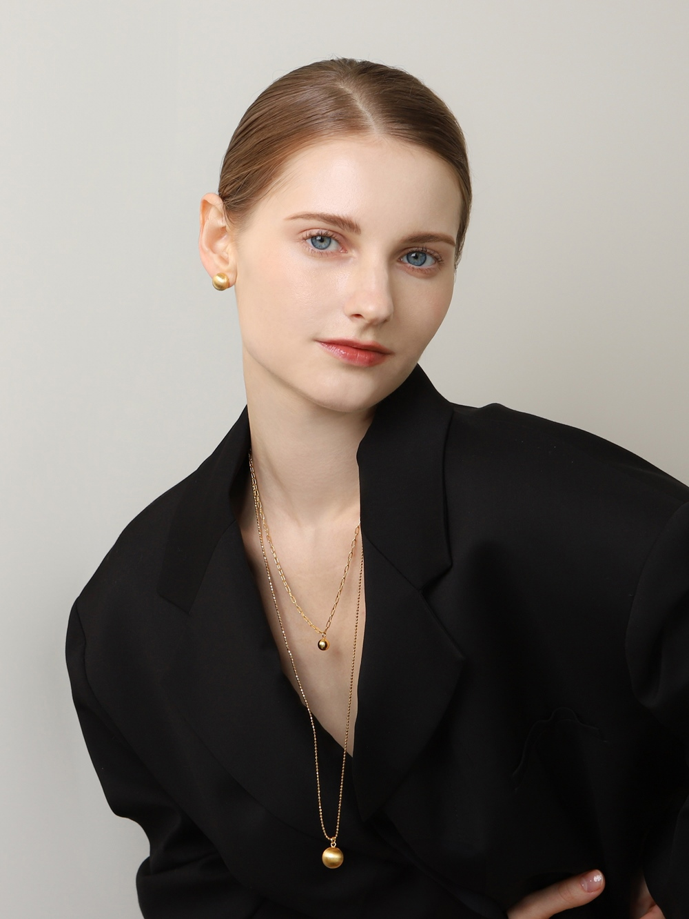 OZEL Silver925 Sandy Cutting Ball Earrings PS160E,PS161E Main Photography