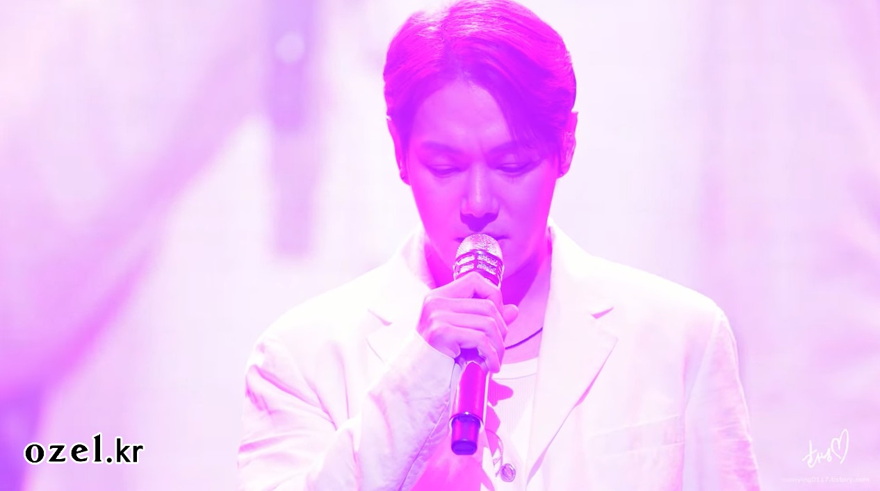 환희 목걸이 - 환희 팬 유튜브 (1128 충남도청문예회관 행사) 오젤(Ozel) 오젤 목걸이 착용 화보 5