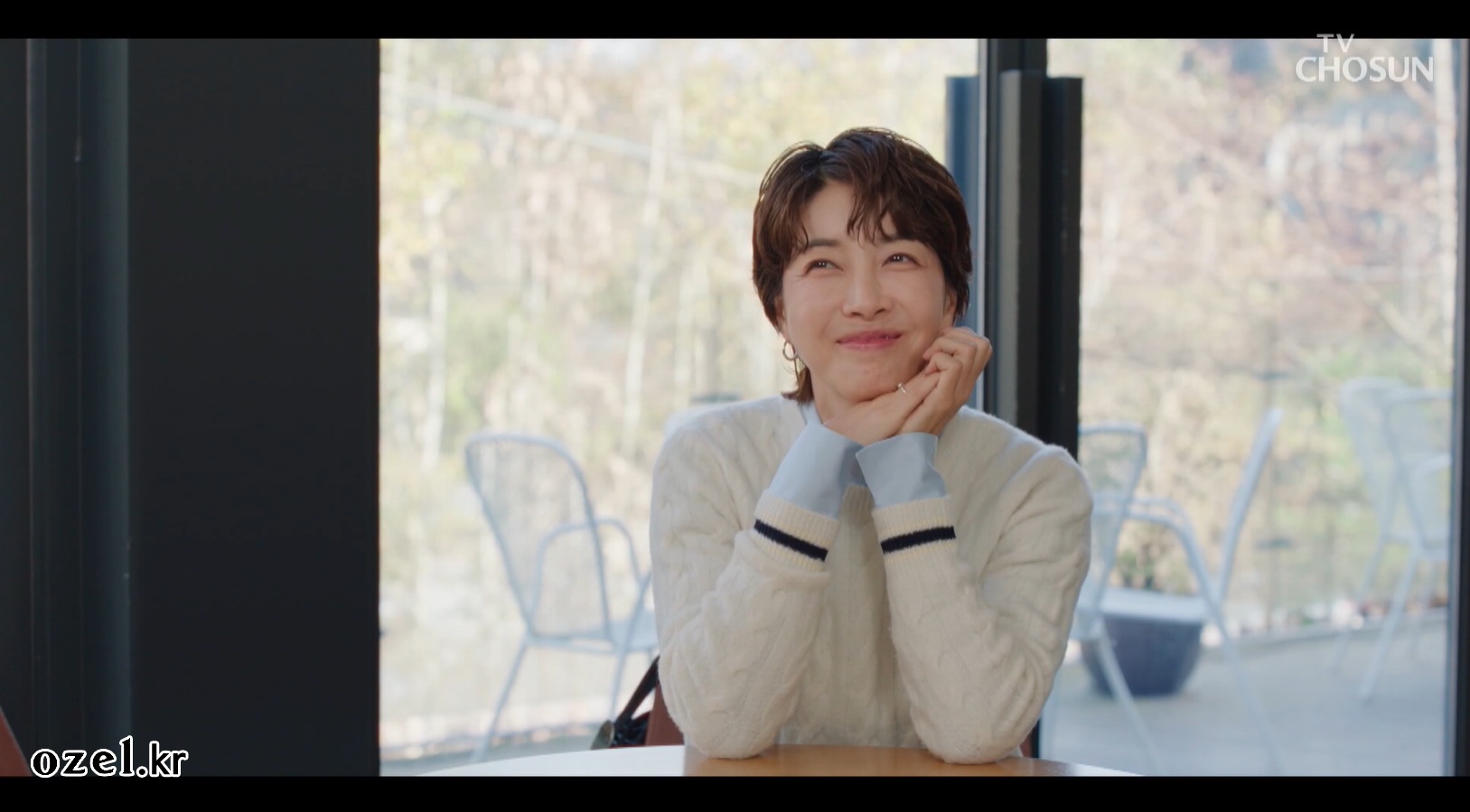 진서연 반지 - TV조선 다음생은 없으니까 오젤(Ozel) 오젤 반지 착용 화보 7