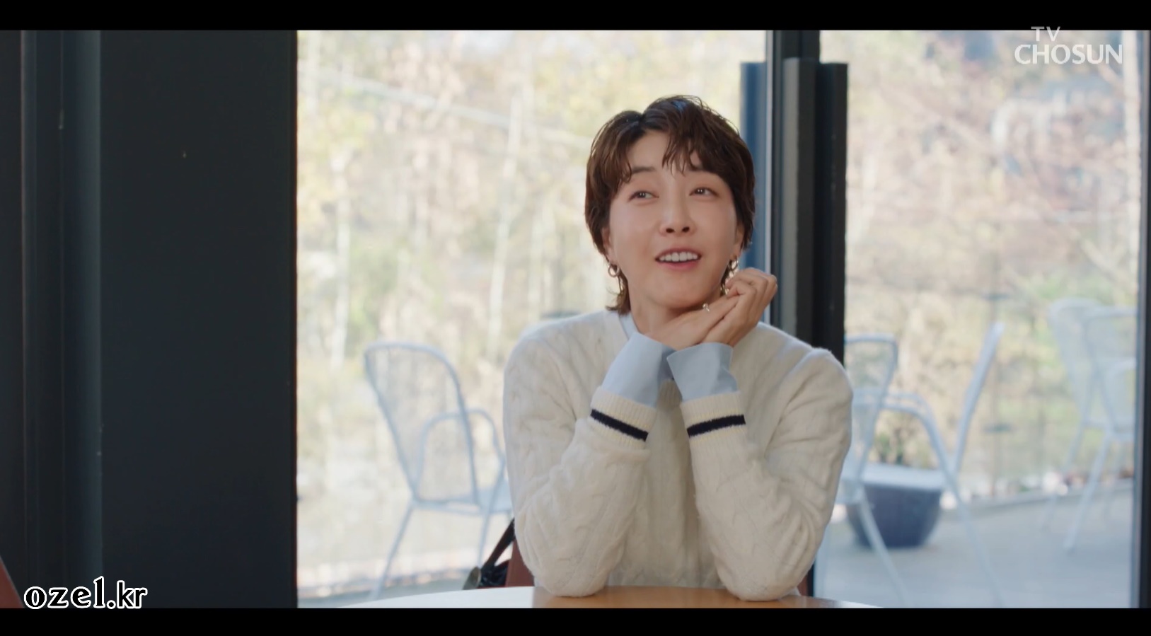 진서연 반지 - TV조선 다음생은 없으니까 오젤(Ozel) 오젤 반지 착용 화보 8