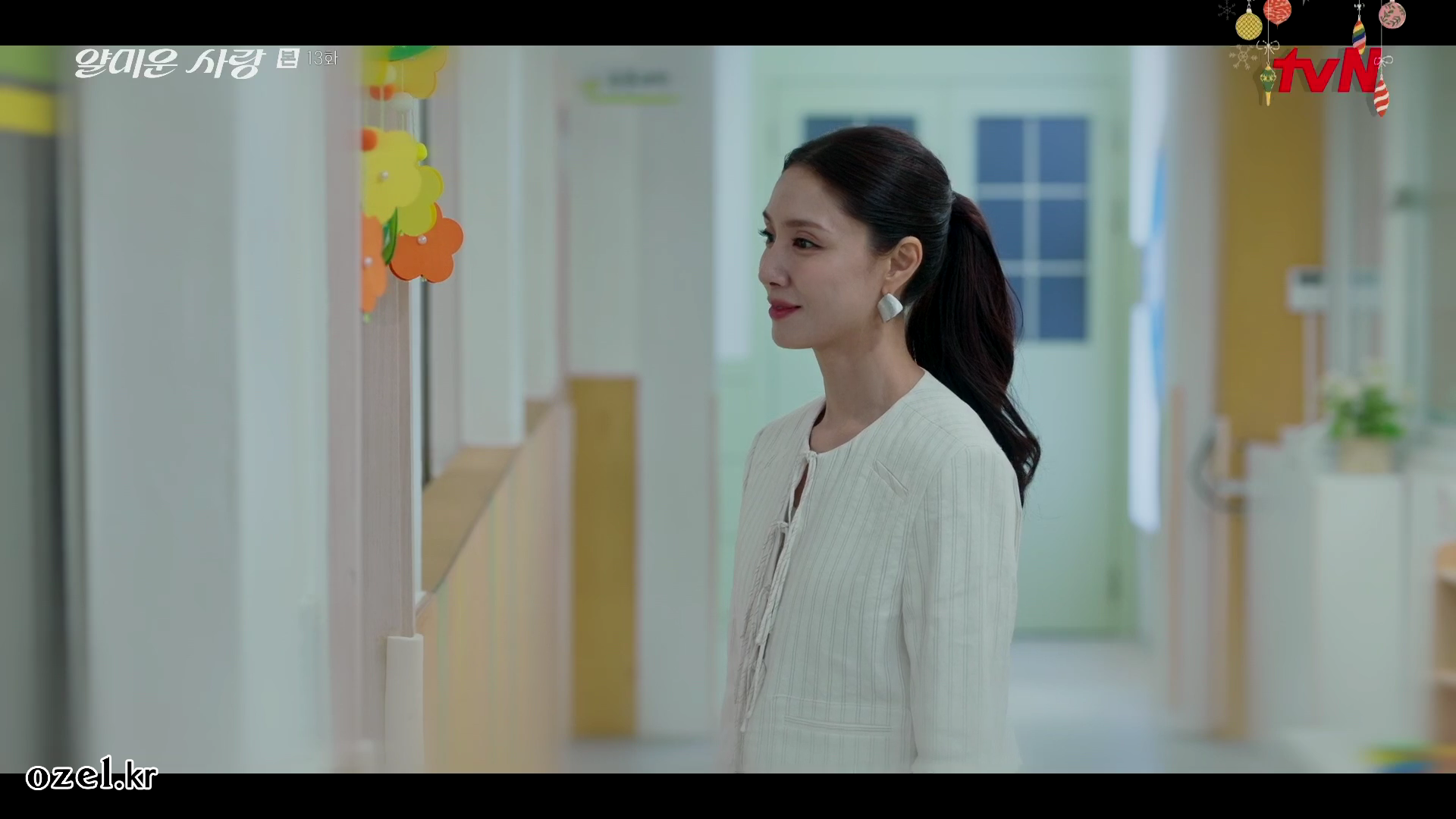 서지혜 귀걸이 - tvN 얄미운 사랑 오젤(Ozel) 오젤 귀걸이 착용 화보 11