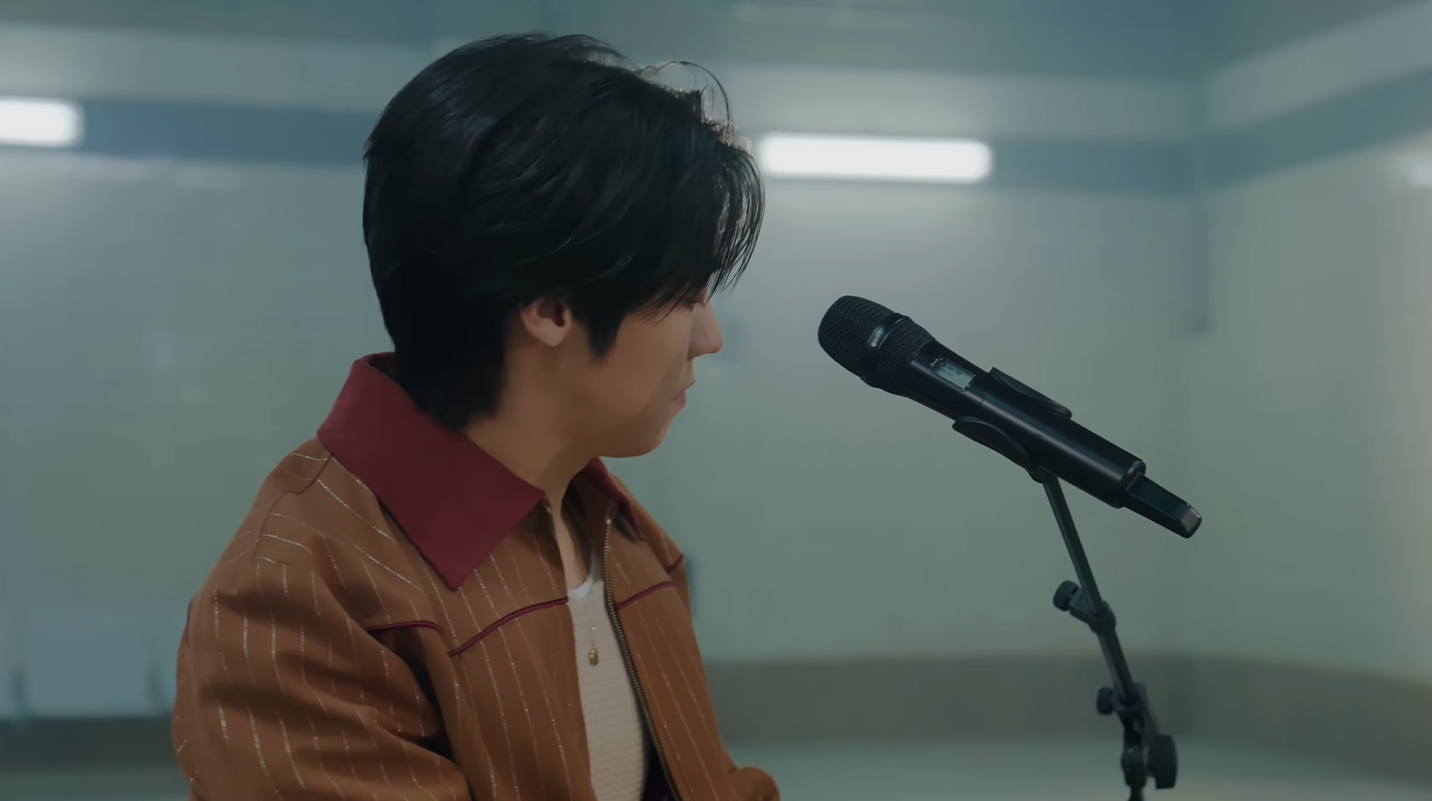 엔플라잉 이승협 목걸이 - 플래시백 스페셜 라이브 클립 유튜브 오젤(Ozel) 오젤 목걸이 착용 화보 6