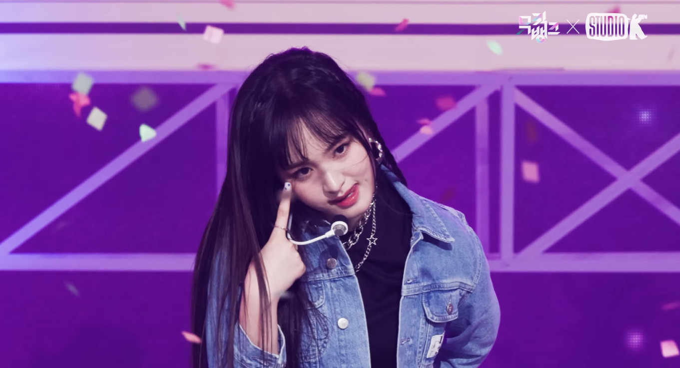 아이브 리즈 귀걸이 - KBS K-POP 유튜브 (얼빡직캠) 오젤(Ozel) 오젤 귀걸이 착용 화보 5