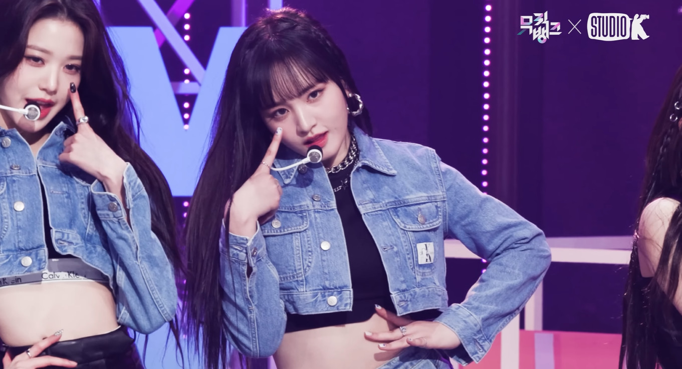 아이브 리즈 귀걸이 - KBS K-POP 유튜브 (얼빡직캠) 오젤(Ozel) 오젤 귀걸이 착용 화보 7