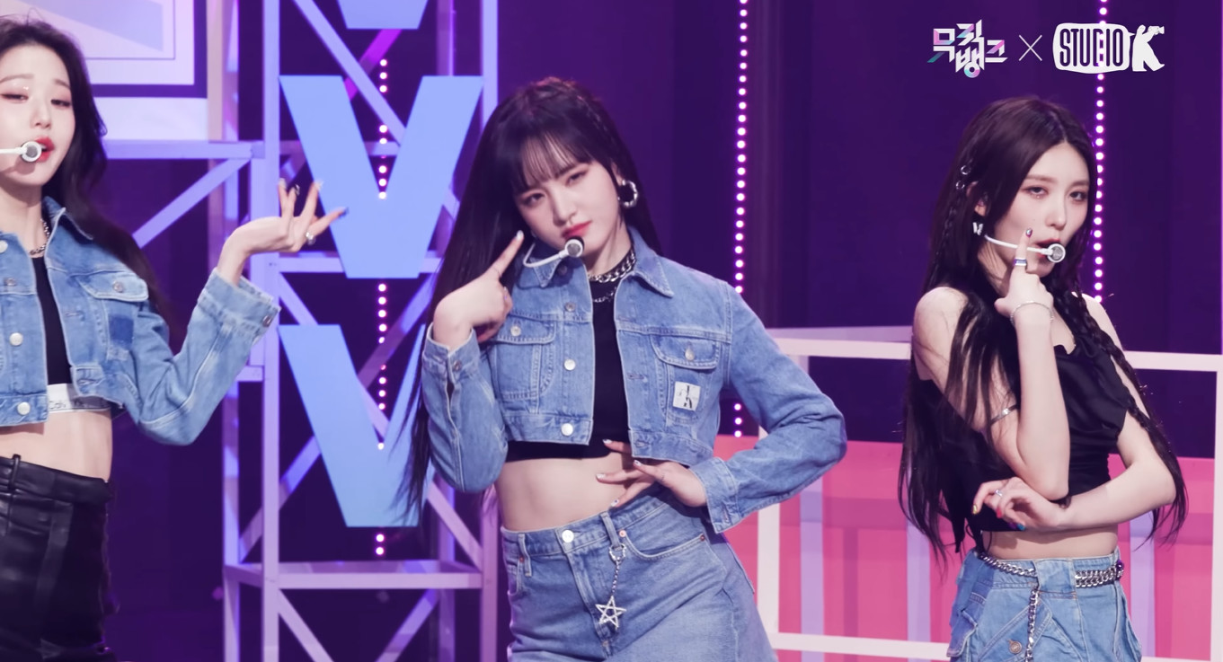 아이브 리즈 귀걸이 - KBS K-POP 유튜브 (얼빡직캠) 오젤(Ozel) 오젤 귀걸이 착용 화보 10
