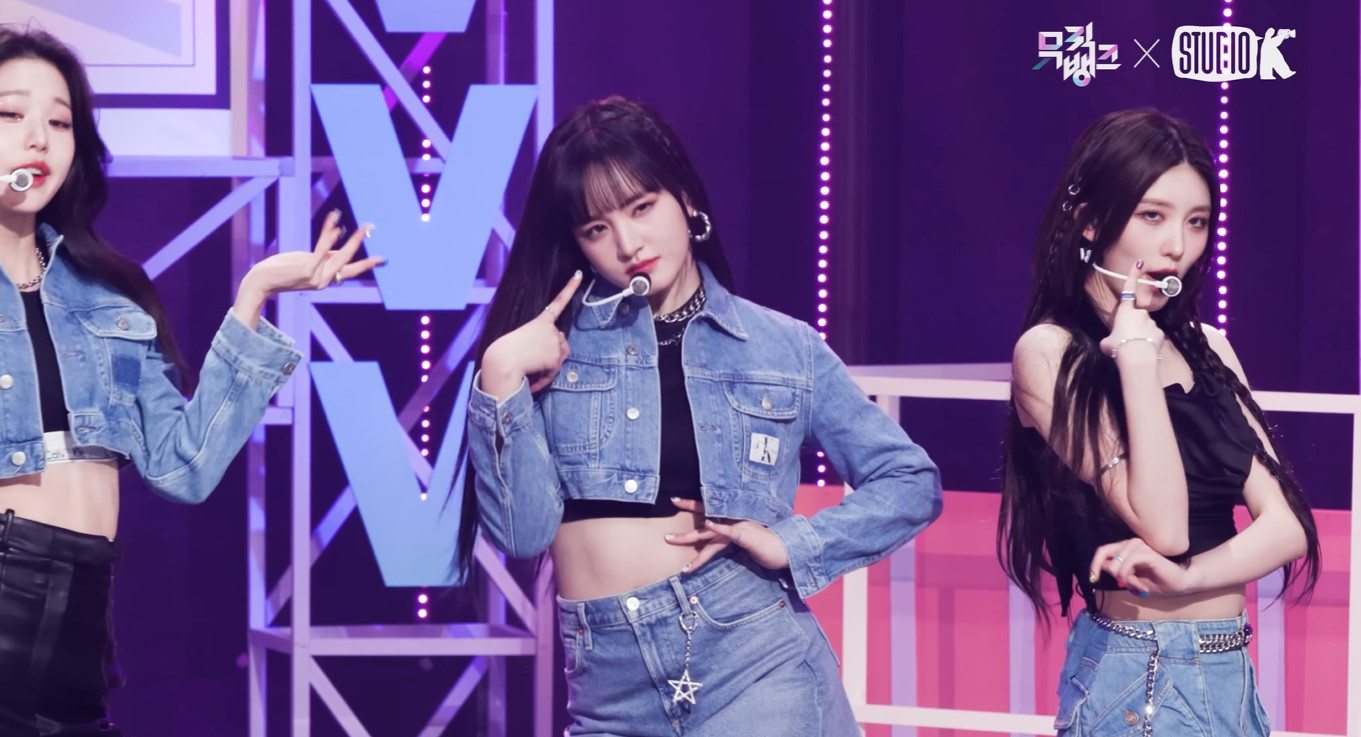 아이브 리즈 귀걸이 - KBS K-POP 유튜브 (얼빡직캠) 오젤(Ozel) 오젤 귀걸이 착용 화보 11