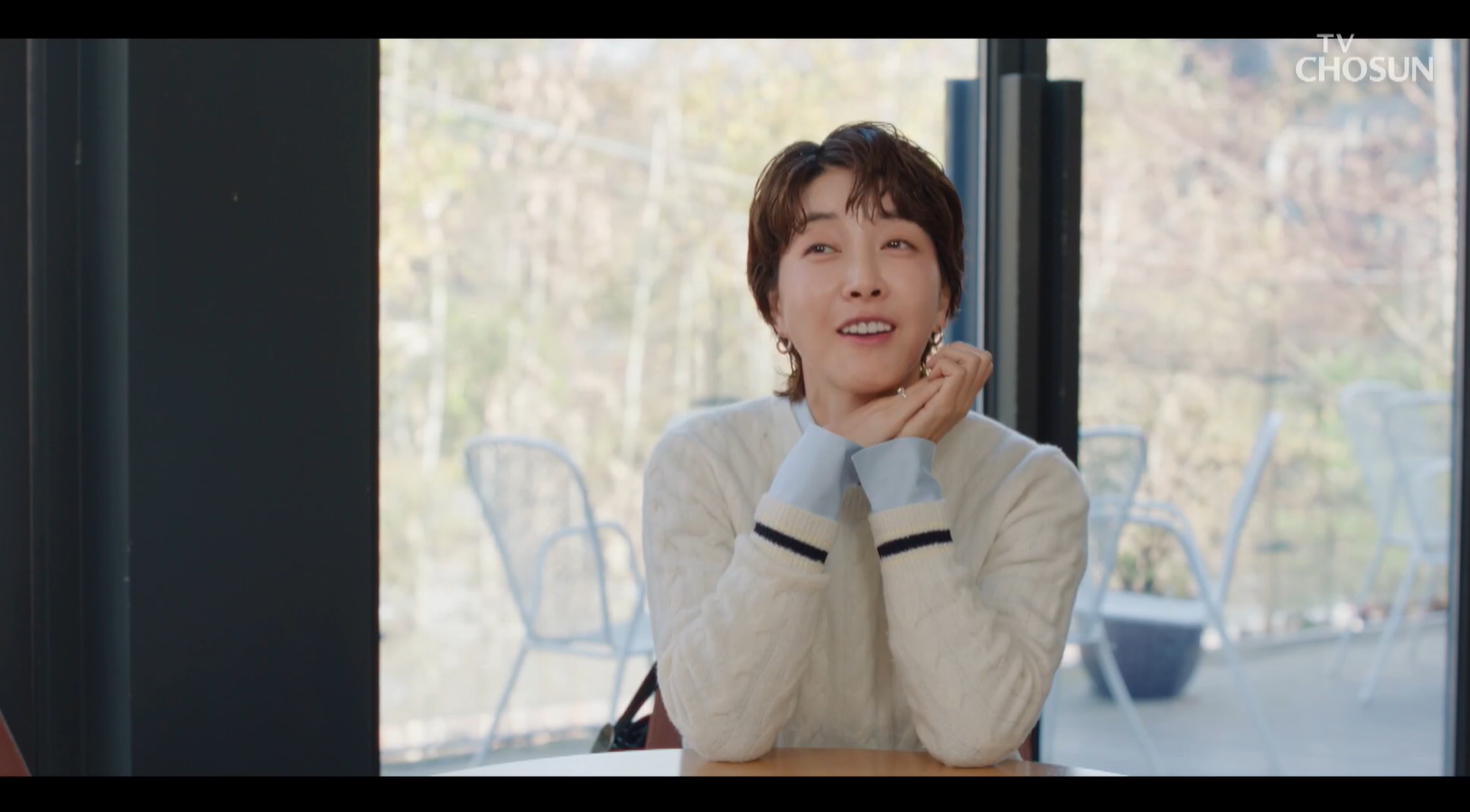 진서연 반지 - TV조선 다음생은 없으니까 오젤(Ozel) 오젤 반지 착용 화보 8