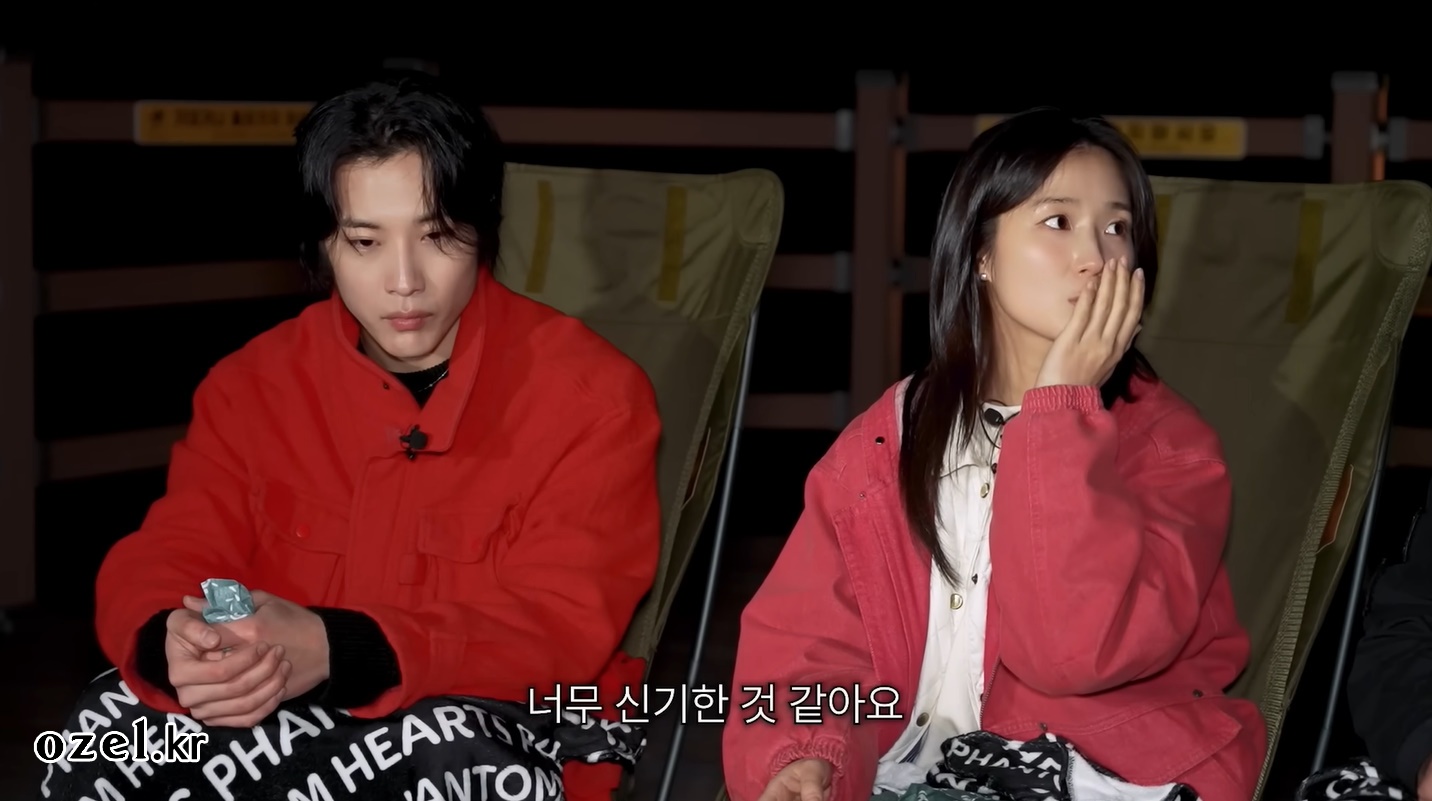 김혜윤 귀걸이 - 윤시원 공식 유튜브 오젤(Ozel) 오젤 귀걸이 착용 화보 3