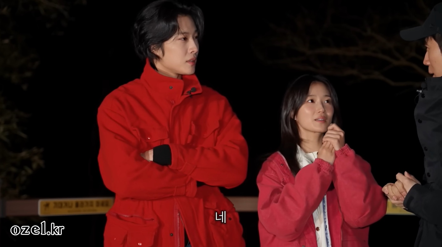 김혜윤 귀걸이 - 윤시원 공식 유튜브 오젤(Ozel) 오젤 귀걸이 착용 화보 13