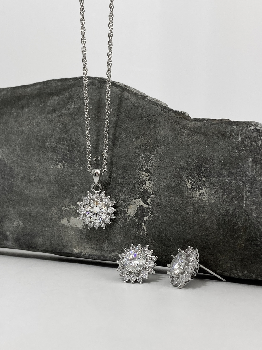 Silver925 Moissanite 1ct Halo Setting Necklace PS150N