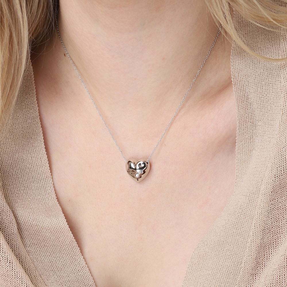 Hammered Bold Heart Necklace PB109N