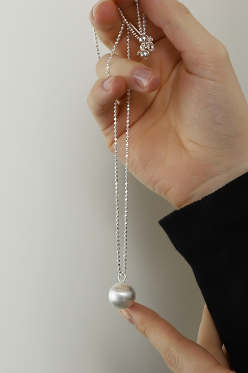 Silver925 Sandy Cutting Ball Long Necklace PS162N
