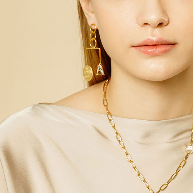 D.O II Earrings PB040-1E