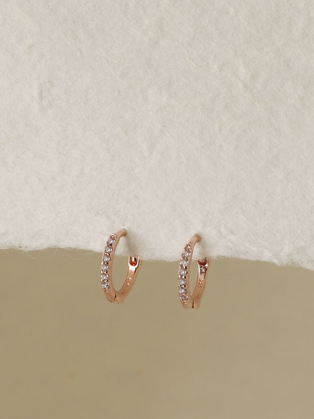 Silver925 Simple CZ Huggie Earrings PS124E