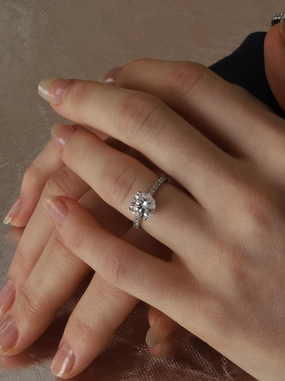 [Custom] Silver925 Moissanite 2ct 4 Prong & Pave Setting Ring PS092R